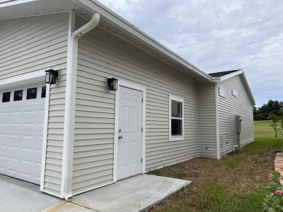 Photo 3 of 10 of home located at 9114 Masters Blvd. Dade City, FL 33525