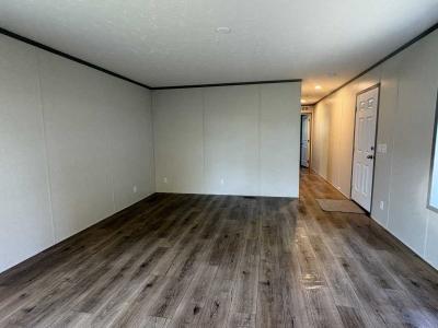 Photo 5 of 13 of home located at 437 Selkirk Drive Mount Morris, MI 48458