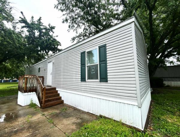 Photo 1 of 2 of home located at 113 SE Willow Way, Topeka, KS 66609