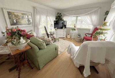 Photo 2 of 26 of home located at 767 Allamanda Circle Venice, FL 34285