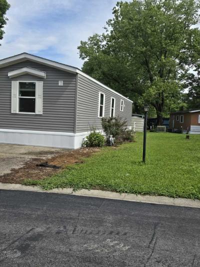 Photo 2 of 12 of home located at 3205 Trudy Drive Belleville, IL 62226