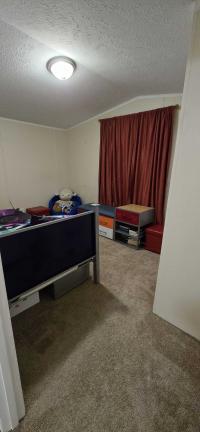 2002 Skyline Manufactured Home