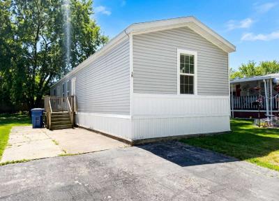 Mobile Home at 18 Big Chief Bourbonnais, Il 60914, Lot Bc018 Bourbonnais, IL 60914