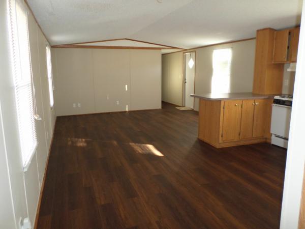 2002 Schult Manor Hill Mobile Home