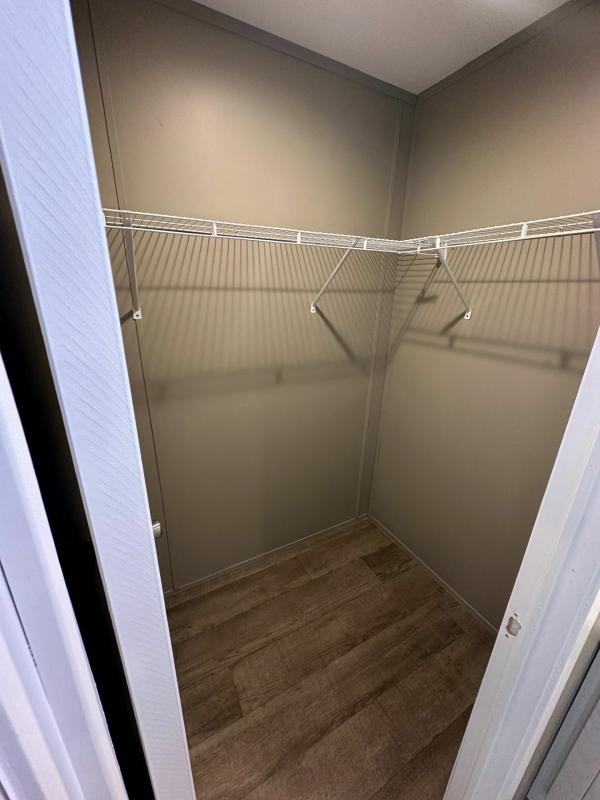2022 American Homestar Corp Oak Creek Mobile Home