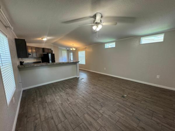 Photo 2 of 2 of home located at 808 Meadow Lane Huntsville, TX 77340