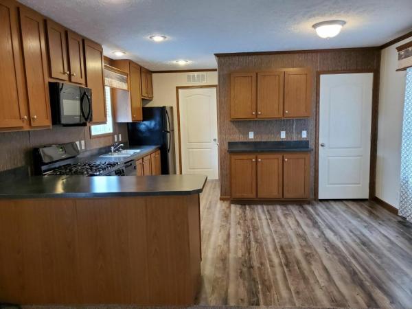 2017 Clayton Homes Inc Mobile Home For Sale