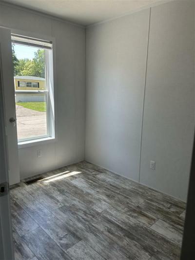 Photo 5 of 8 of home located at 1625 B St. Lot 50 Anderson, IN 46016