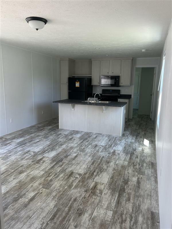 Photo 1 of 2 of home located at 1625 B St. Lot 50 Anderson, IN 46016