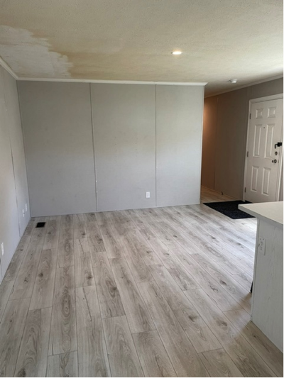 Photo 2 of 10 of home located at 5229 W Michigan Ave. #100 Ypsilanti, MI 48197