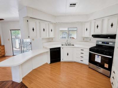 Photo 5 of 18 of home located at 36200 Paradise Ranch Rd Space 77 Castaic, CA 91384