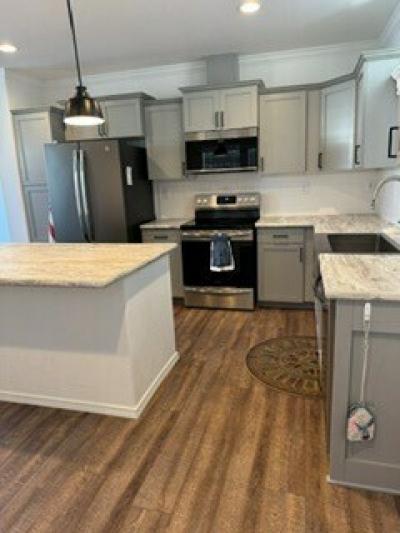Photo 5 of 12 of home located at 11350 E Sarah Jane Lane #12N Dewey, AZ 86327