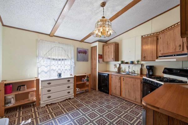 1986 Mobile Home