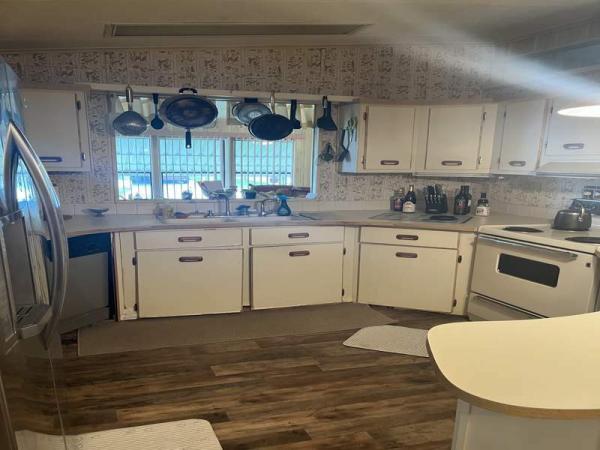 1985 Schult Mobile Home For Sale