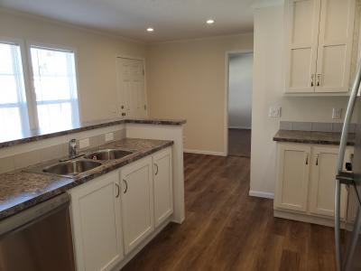 Photo 4 of 12 of home located at 39246 Montana Dr Romulus, MI 48174