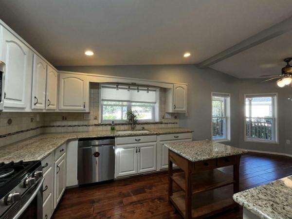 2000 RTZ LXE Manufactured Home