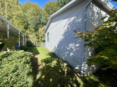 Photo 4 of 12 of home located at 17949 S Country Village Dr Oregon City, OR 97045