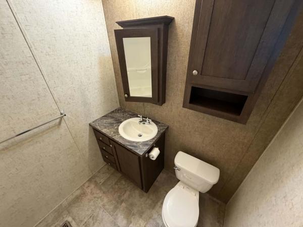2018 CHAMPION RA1670206 Mobile Home