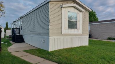 Photo 5 of 8 of home located at 38029 Verona Dr Clinton Township, MI 48036