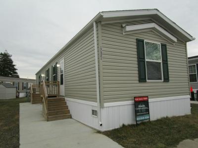 Photo 2 of 12 of home located at 17521 Cedar Grove Brownstown, MI 48174