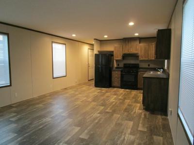 Photo 4 of 12 of home located at 17521 Cedar Grove Brownstown, MI 48174