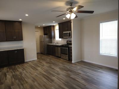 Photo 2 of 7 of home located at 127 Van Buren Cir Davison, MI 48423