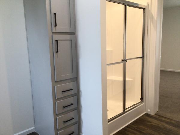 2023 Champion RA2860209 Mobile Home