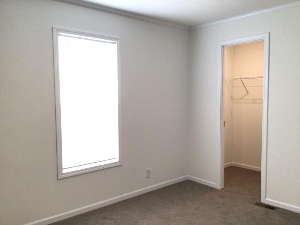 2023 Champion RA2860209 Mobile Home
