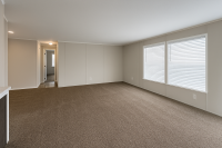 2018 Champion RA2860205 Mobile Home