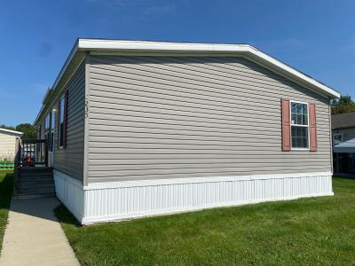 Mobile Home at 4235 Sparrow Burton, MI 48519