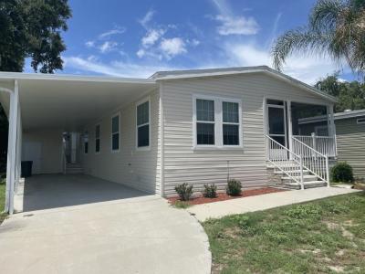 Mobile Home at 36126 Plum Ave Grand Island, FL 32735