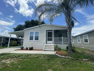 Photo 3 of 21 of home located at 36126 Plum Ave Grand Island, FL 32735