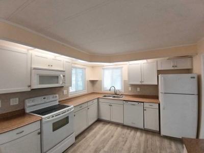 Photo 2 of 8 of home located at 7300 20th St., Lot 405, Vero Beach, FL 32966