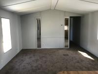 1985 Commodore 23784A Mobile Home
