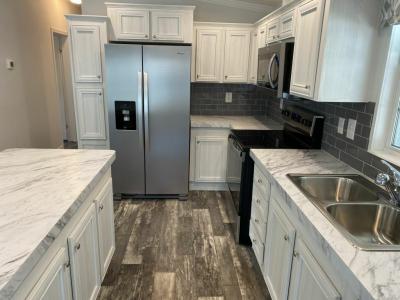 Photo 5 of 20 of home located at 513 Old Colony Rd. Leesburg, FL 34748