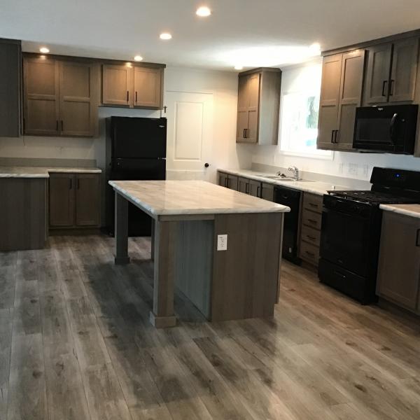 2024 Champion RA2864 211 Mobile Home