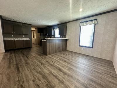 Photo 2 of 13 of home located at 214 Braeburn Dr Muskegon, MI 49442