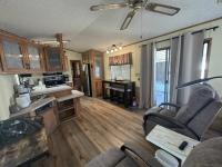 1989 CAVCO Mobile Home