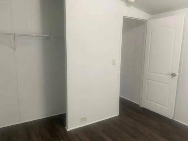 2018 S125400SO1  Home