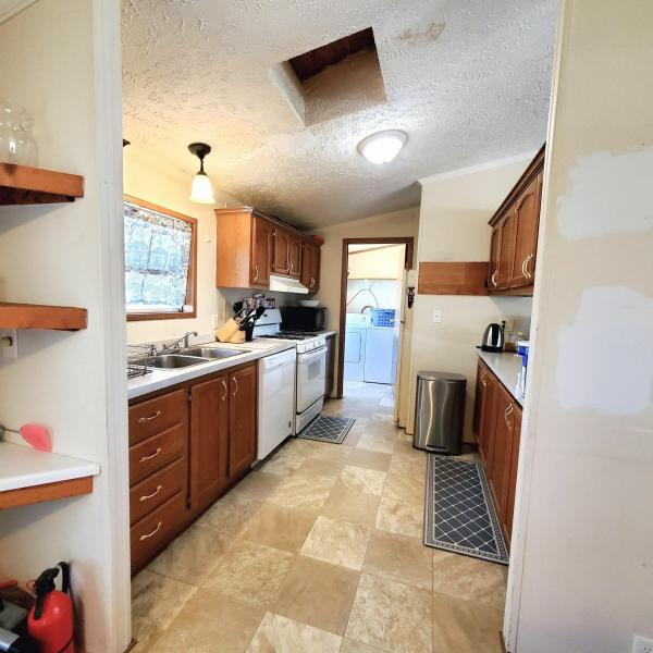 2001 Champion N/A Mobile Home
