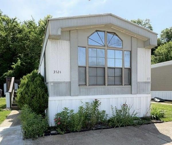 Photo 1 of 2 of home located at 3524 W. Fork Dr Lot 76 House Springs, MO 63051