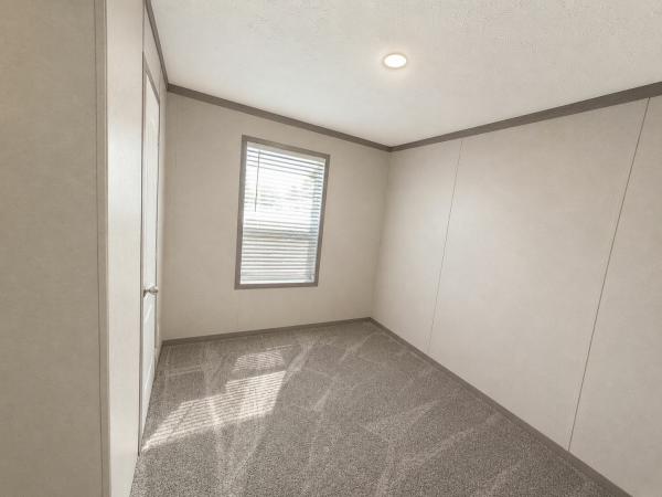 2023 Clayton Pulse 5624-E744  Home