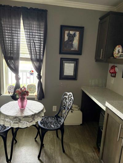 Photo 4 of 10 of home located at 6018 Terri Cayle Court Riverview, FL 33578