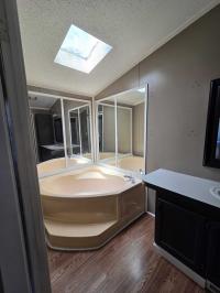 1997 Skyline Manufactured Home