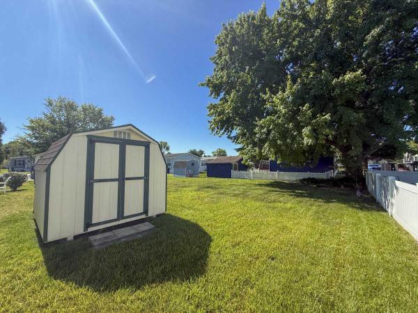 1991 Schult Lakewood Manufactured Home