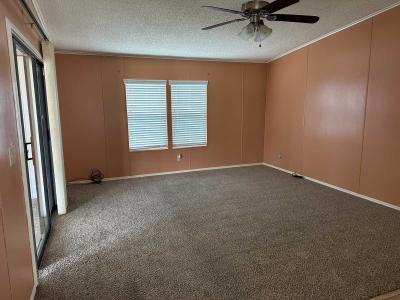 Photo 4 of 20 of home located at 4656 Arlington Park Dr. Lot #155 Lakeland, FL 33801