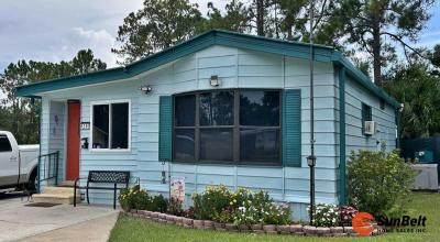 Photo 2 of 22 of home located at 1315 Starlight Circle Eustis, FL 32726