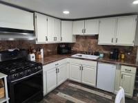1972 Hillcrest Mobile Home