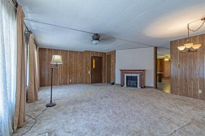 Photo 4 of 20 of home located at 5380 E. Flamingo Rd. Las Vegas, NV 89122