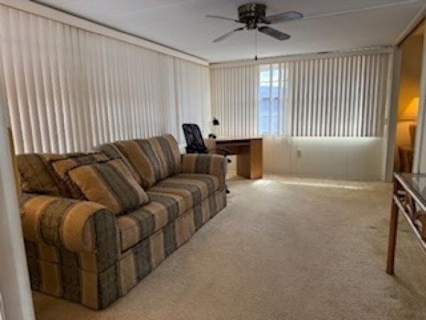 1974 RITZ Manufactured Home